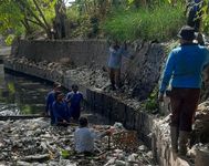 Jaga Kebersihan Sungai Cegah Banjir, Pemkot Denpasar Siap Tambah Jaring di Perbatasan Penanganan Sampah