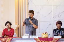 Jadi Narasumber, Sekda Adi Arnawa Berikan Materi Implementasi Nilai-Nilai Pancasila Adi Arnawa