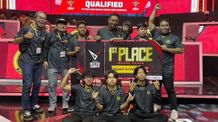 Semangat #POCOnyaBeraksi Bawa POCO Star Jadi Juara League Phase FFML Season 8 POCO Star