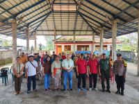 FP Unud Sharing Aplikasi Pupuk Organik dan Usahatani Sayuran Skala Rumahan di Desa Buwit Tabanan Unud
