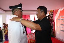 Lihadnyana Lantik dan Ambil Sumpah Perbekel Antar Waktu Desa Sulanyah Lihadnyana Lantik Perbekel