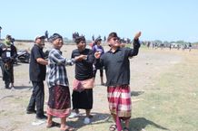 Sekda Alit Wiradana Buka Festival Layang-Layang Fly Renon Ke-1 Tahun 2023 Festival Layang-Layang Fly Renon ke-1