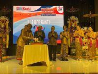 BPR Kanti Gelar Temu Wirasa Stakeholder Gathering 2023, Luncurkan Buku ‘Mengenal Hukum Adat Bali’ BPR Kanti