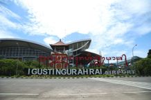 Antisipasi Kepadatan Kendaraan di Akhir Pekan, Stakeholder Bandara Uji Coba Penyesuaian Arus Lalu Lintas bandara