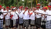 Jalan Gadungan-Dalang Anyar Seltim Rampung, Bupati Sanjaya Buktikan Janjinya ke Masyarakat Jalan Gadungan-Dalang