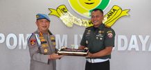 HUT ke-78 TNI, Kabid Propam Polda Bali Sambangi Pomdam Udayana HUT TNI