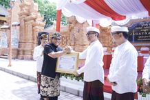 Bupati Giri Prasta Serahkan Hibah, BKK dan Aset Kepada Kota Denpasar Dana Hibah