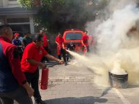 Jajaran Pegawai Bapenda Denpasar Digembleng Cara Pemadaman Api, Tingkatkan Kewaspadaan Sebagai Bentuk Antisipasi APAR