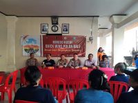 Warga Lansia Desa Dangin Puri Kangin Manfaatkan Layanan Kesehatan “Minggu Kasih Quick Wins” dari Polda Bali Layanan Kesehatan