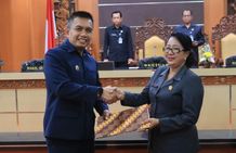 Ranperda Tentang Pajak Daerah dan Retribusi Daerah Ditetapkan Ranperda Ditetapkan