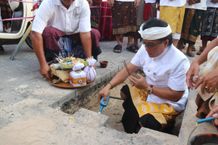 Bupati Giri Prasta Meletakan Batu Pertama Penataan Pantai dan Jalan Segara Giri Jimbaran Bupati Badung