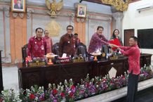 Legislatif dan Eksekutif Tabanan Sepakati Dua Ranperda Menjadi Perda Legislatif dan Eksekutif