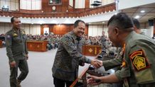 Pj Gubernur Bali Minta Satpol PP Tegas Namun Humanis Pj Gubernur Bali