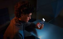 Ini Alasan Kenapa Nonton Film Action Maupun Serial Drakor Asyiknya di Layar AMOLED, Seperti Milik POCO X5 5G POCO