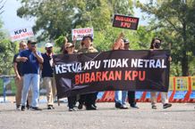 Hadiri Pelatihan Sispamkota, Bupati Tamba Harap Pemilu Lancar dan Kondusif Pemilu