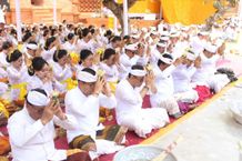 Pemkot Denpasar Ngaturang Bhakti Pujawali Padudusan Alit di Pura Agung Jagatnatha, Ida Bhatara Nyejer Selama Tiga Hari Pura