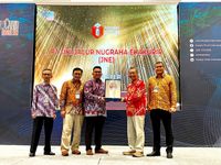 JNE Raih Penghargaan Courier of The Year di Indonesia Logistic Awards 2023 TIKI JNE