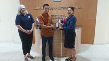 Unud dan Undip Saling Berbagi Wawasan dalam Pengelolaan Program Internasional Unud Undip