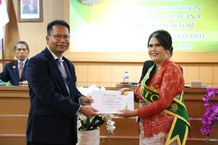 Doktor Ilmu Kedokteran Buktikan Pendekatan Ergonomi Total Dapat Mengurangi Kelelahan dan Meningkatkan Kenyamanan Kerja Dokter Gigi Unud