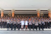 Kegiatan Kohesi Sosial, Siswa Baru SPN Harap Pegang Teguh Pengabdian Masyarakat presisi