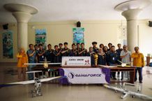 GAMAFORCE Sabet Gelar Juara Umum ke-7 Kalinya di Kontes Robot Terbang Indonesia Robot