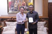 Wali Kota Jaya Negara Terima Konjen Australia Jo Stevens, Bahas Promosi Wisata Kawasan Sanur untuk Tingkatkan Kunjungan Turis Ke Denpasar Australia Denpasar