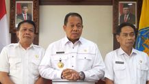 Pj Gubernur Bali : Tak Bermuatan Politis, Penertiban Baliho Sesuai Protap Kunker Kenegaraan Pj Gubernur Bali