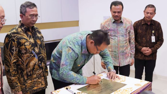 Layanan Kedokteran Nuklir dan Teranostik Molekuler