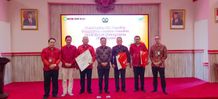 Bupati Bangli Serahkan SK Pensiun dan Dana Taspen kepada Calon Pensiunan di Kabupaten Bangli Pensiun