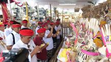 Kolaborasi dengan Krama, Bupati Sanjaya Hadiri Upacara Pitra Yadnya Krama Payangan Medi Pitra Yadnya
