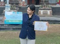 Ni Putu Dyamona Sylva, Mahasiswi Penerima Penghargaan Mahasiswa Berprestasi Universitas Udayana unud