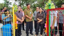 Diresmikan Menteri PPPA RI, Ada Showcase Energi terbarukan PLN di Fasilitas Taman Bermain Anak Denpasar Bermain Anak