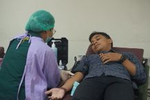 Donor Darah Asik Peduli, Wujud Kepedulian dan Solidaritas Mahasiswa Administrasi Publik FISIP Unud unud