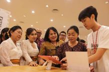 Antari Jaya Negara Hadiri Peluncuran Layanan Produk UTme! Uniqlo Indonesia Pertama di Bali uniqlo