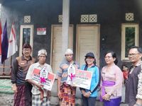 Pramuka Buleleng Kembali Serahkan Dua Unit Hasil Bedah Rumah di Tejakula Bedah Rumah