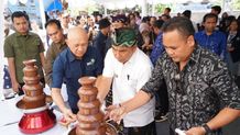 Pertama di Indonesia, Menteri Teten Masduki Resmikan RPB Komoditas Kakao Jembrana Cokelat