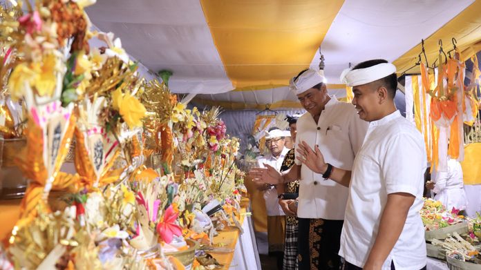 Karya Pitra Yadnya Ngaben Kolektif
