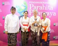 Pemkot Denpasar Raih Penghargaan Anugrah Parahita Eka Praya Kategori Mentor APE