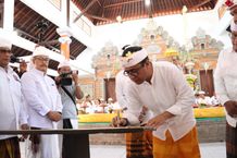 Wali Kota Denpasar Hadiri Tawur Agung Balik Sumpah Serangkaian Karya Ngusaba di Pura Mutering Jagat Dalem Sidakarya Tawur Agung