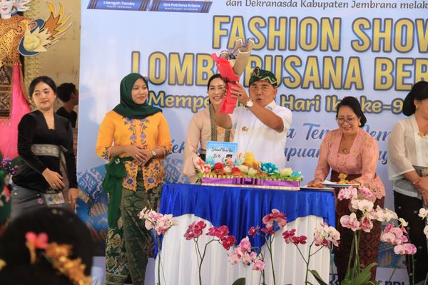 Hari Ibu
