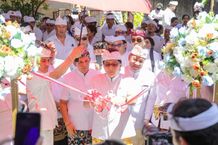 Bupati Giri Prasta Resmikan Balai Banjar Dawas Tibubeneng Dawas
