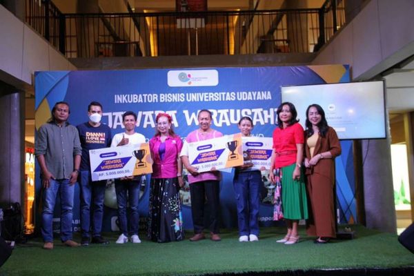 Inkubator Bisnis LPPM Unud Selenggarakan Ajang Kompetisi Bisnis Unud