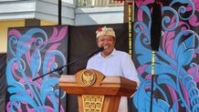 Hipro Award SMKN 4 Bangli, Bupati Sedana Arta Berharap Lahir SDM Berkualitas sedana arta