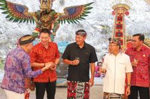 Turut Dukung Ekonomi Kreatif dan Warisan Budaya, GWK Gandeng Asosiasi Peringati Hari Arak GWK