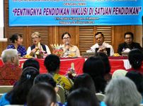 Konsisten Tingkatkan Kualitas dan Mutu Pendidikan di Tabanan, Rai Wahyuni Sanjaya Buka Seminar Pendidikan Inklusi Tahun 2024 PAUD