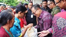 Pj Gubernur Bali Apresiasi Kepedulian Elemen Masyarakat Bali Lakukan Bakti Sosial Ngrombo Bakti Sosial