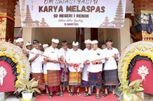 Sekda Alit Wiradana Resmikan Gedung Ruang Kelas Baru SDN 1 Renon sd 1 renon