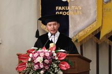 UGM Kukuhkan Guru Besar Termuda Ahli Inderaja di Usia 35 Tahun Guru Besar UGM