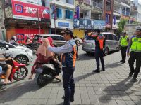 Dishub Denpasar Kembali Sidak Parkir Sembarangan di Jalan Gajah Mada sidak kendaraan