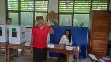 Kedua Anak Bupati Karangasem Diprediksi Lolos DPRD Provinsi dan Kabupaten Bupati Karangasem, I Gede Dana